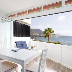 https://home2book-seafront-studio-punta-del-hidalgo.in-canary-islands.com